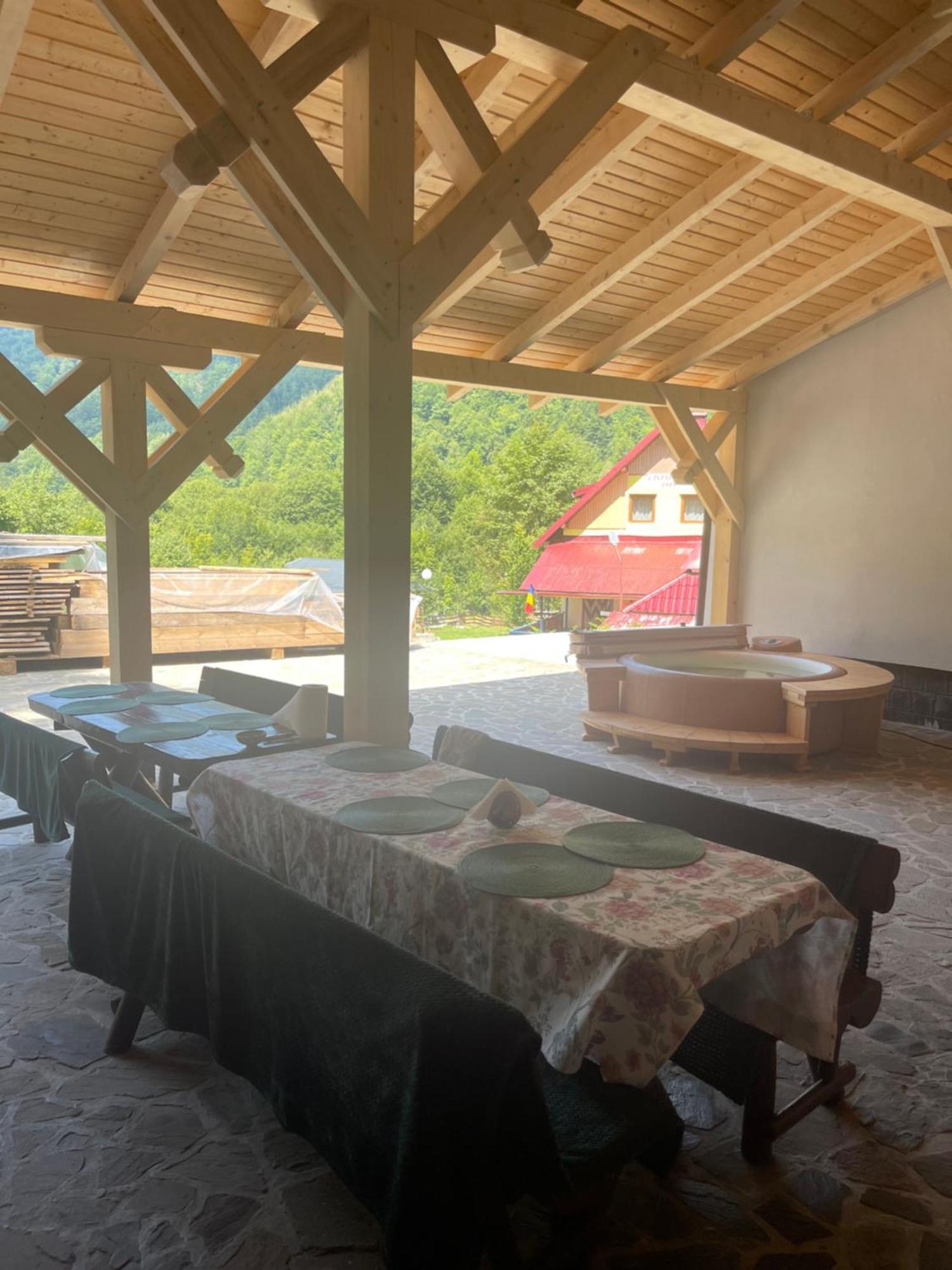 Casa Tudor Падис Екстериор снимка